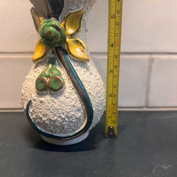 Vintage Majolica Sand Vase - Picture 5 of 5